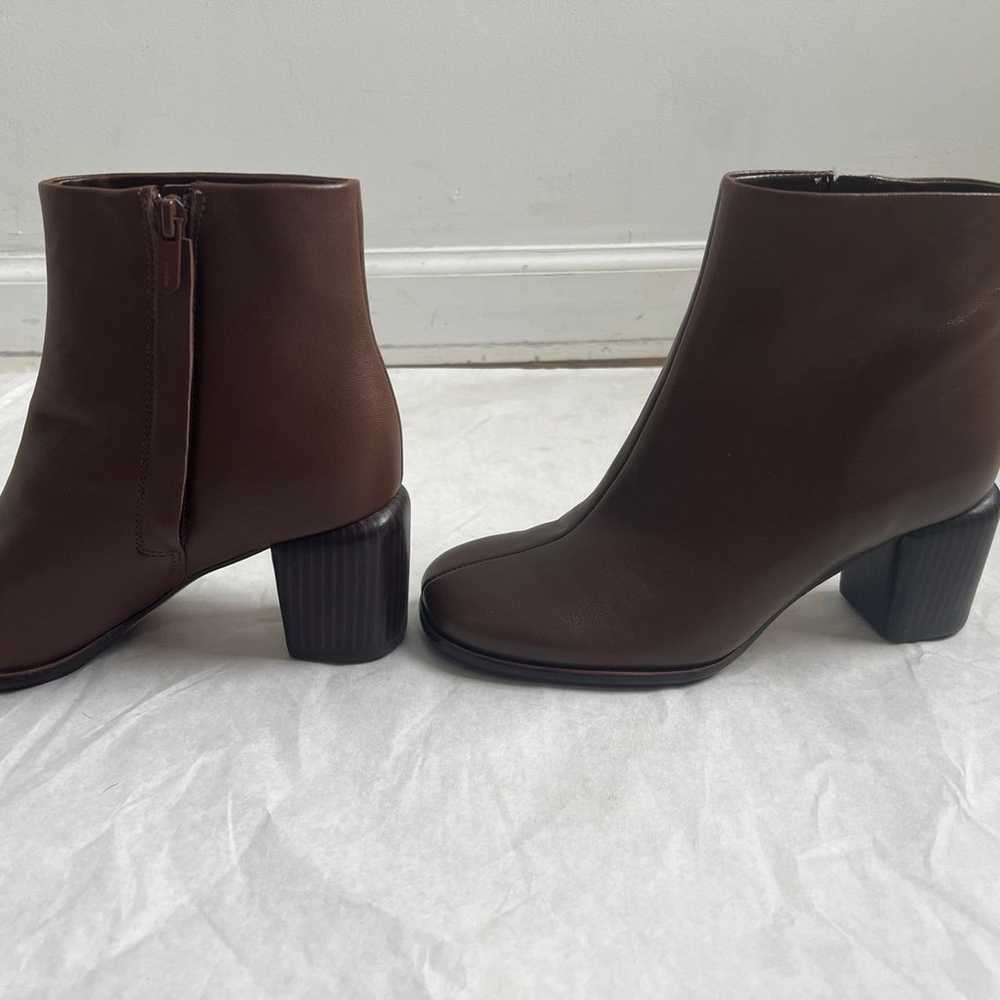 VINCE Maggie Brown Side Zip Leather Ankle Booties… - image 6