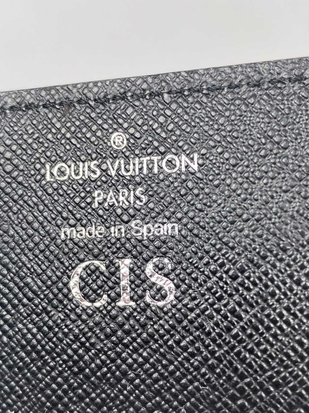 Louis Vuitton EPI Card Holder - image 4