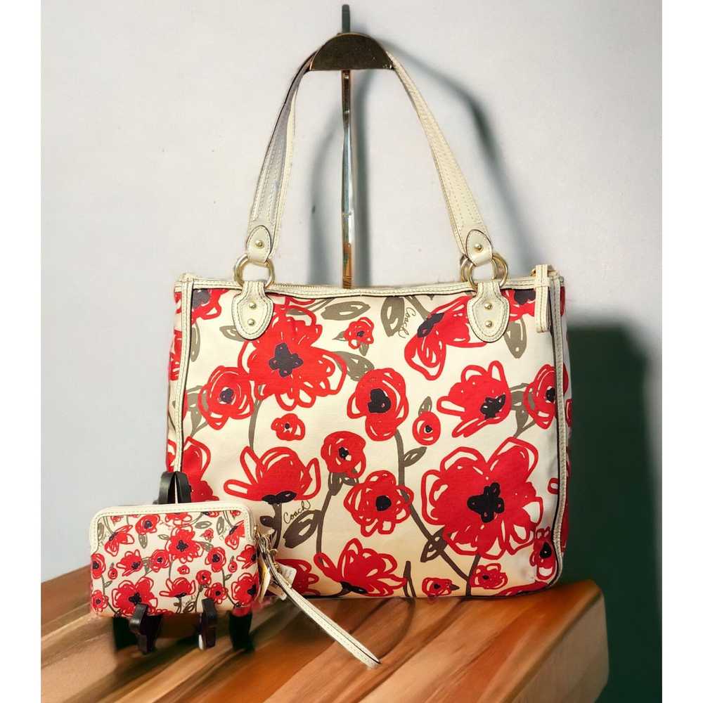 Coach Coach Poppy Hallie Floral Tote & NWT wallet… - image 2