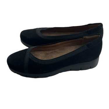 New Clarks Daelyn Hill Black Suede Size 8.5 - image 1