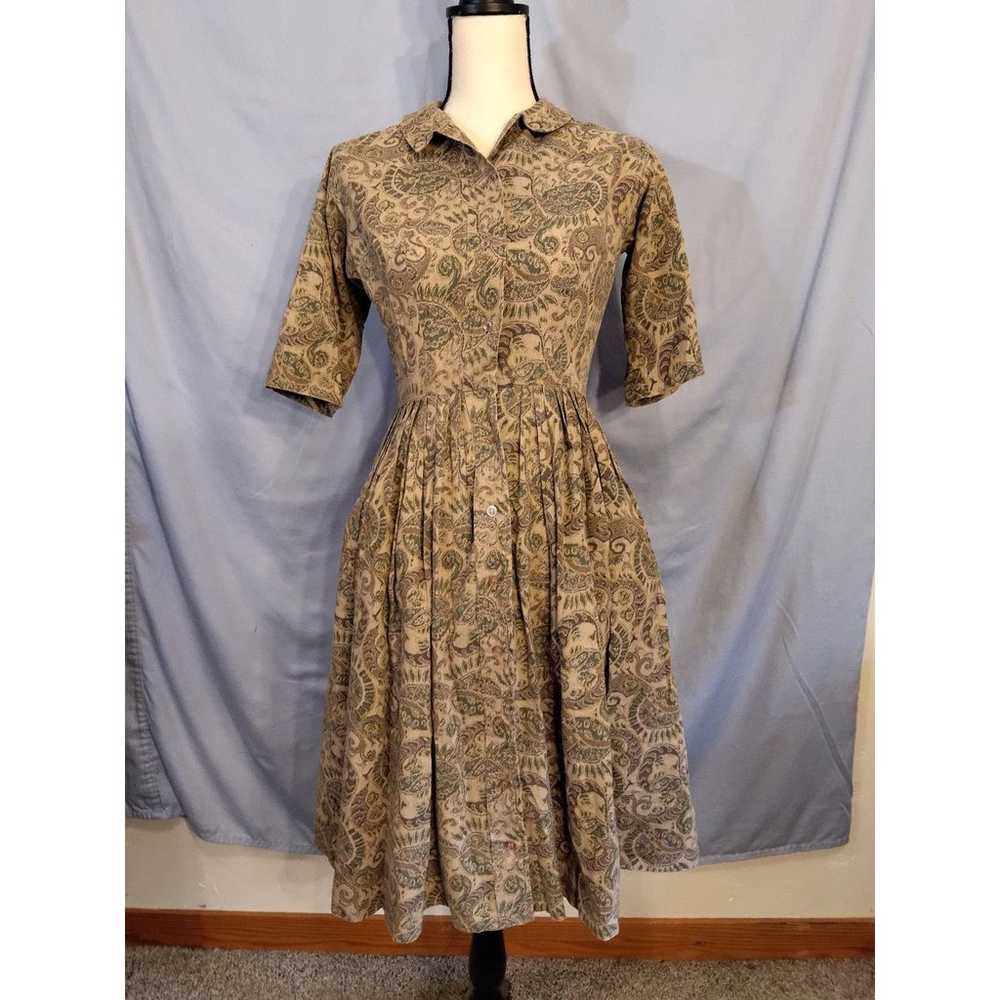 Vintage 50s Peck & Peck Fit and Flare Dress. - image 1