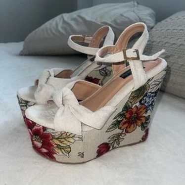 For Not Using, Beautiful Sandal With Print , Size… - image 1