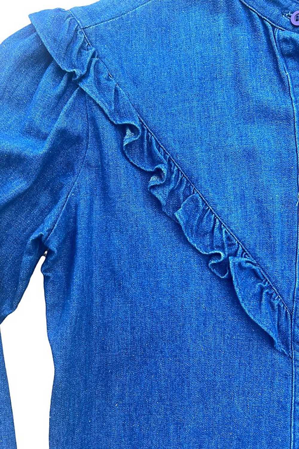 Vintage 1980s Geoffrey Beene Ruffled Jeans Shirt … - image 2