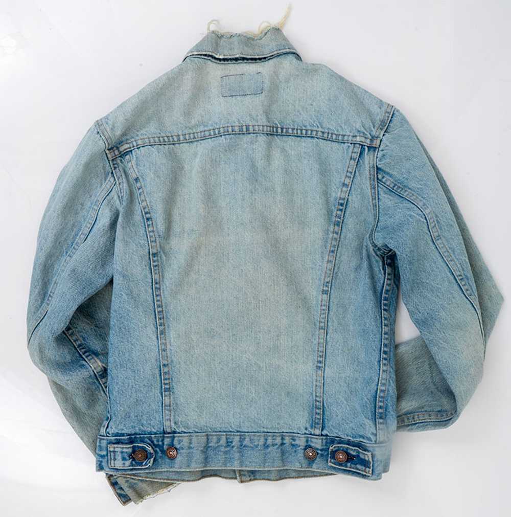 Perfectly Faded Levi's Jean jacket - image 4