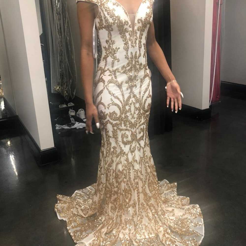 Prom Dress size 2 - image 9