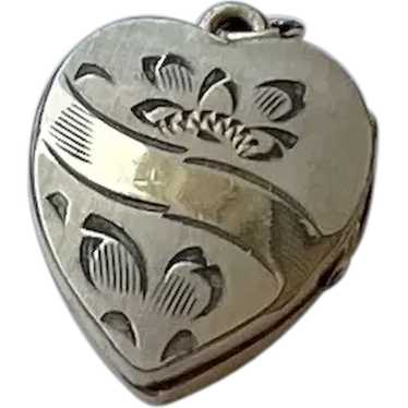 Pendant Heart Locket