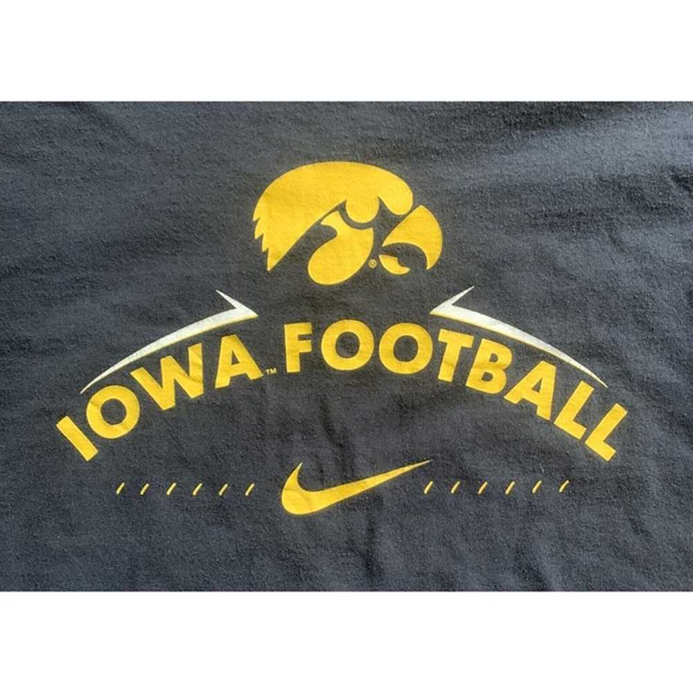 Iowa Hawkeyes Nike Team T Shirt Vintage Black Cen… - image 4