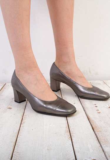 Vintage Women 80's Bally Silver UK 5 Leather Heels