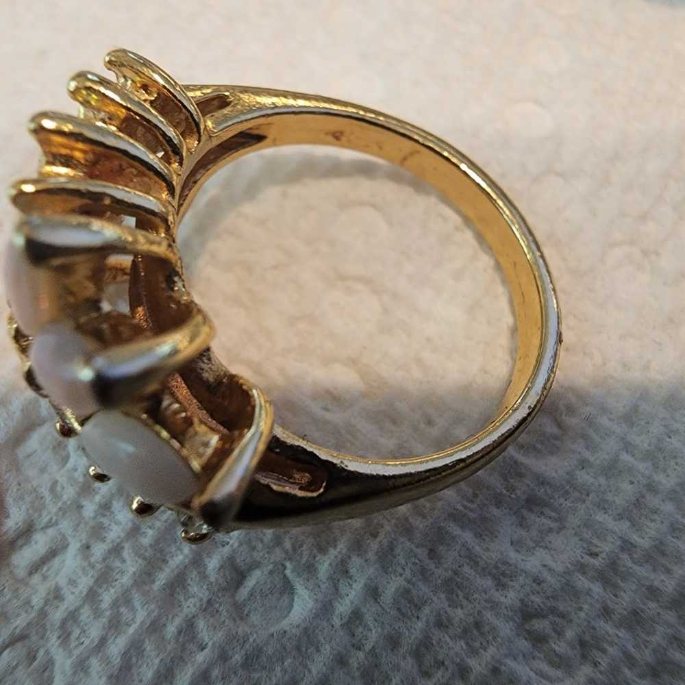 Cute goldtone ring  unmarked - image 5