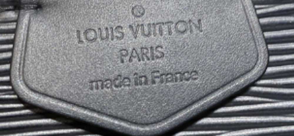 Louis Vuitton Easy Pouch on Strap Epi Leather - image 8