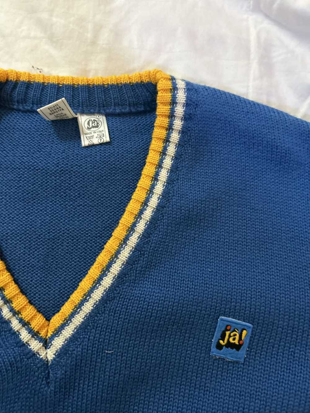 Italian Designers × Vintage “Ja!” V Neck Sweater - image 4