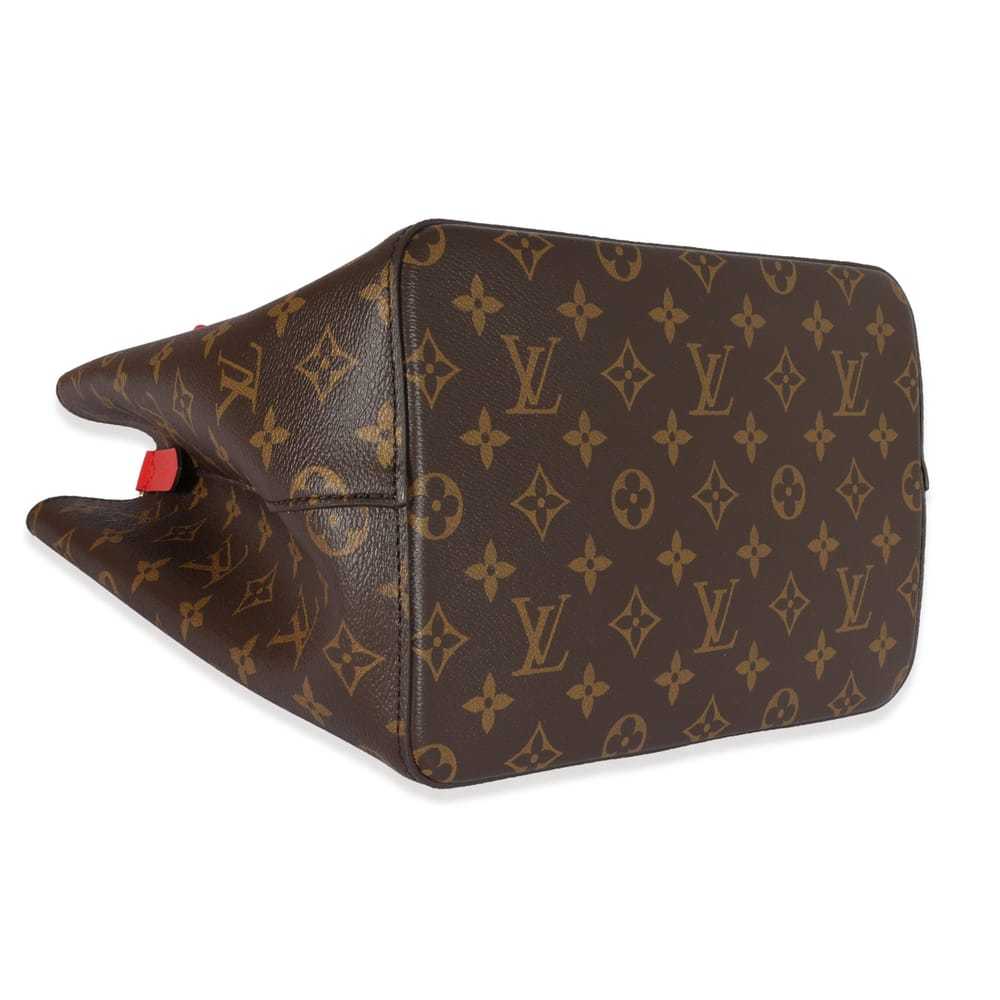 Louis Vuitton NéoNoé leather handbag - image 9