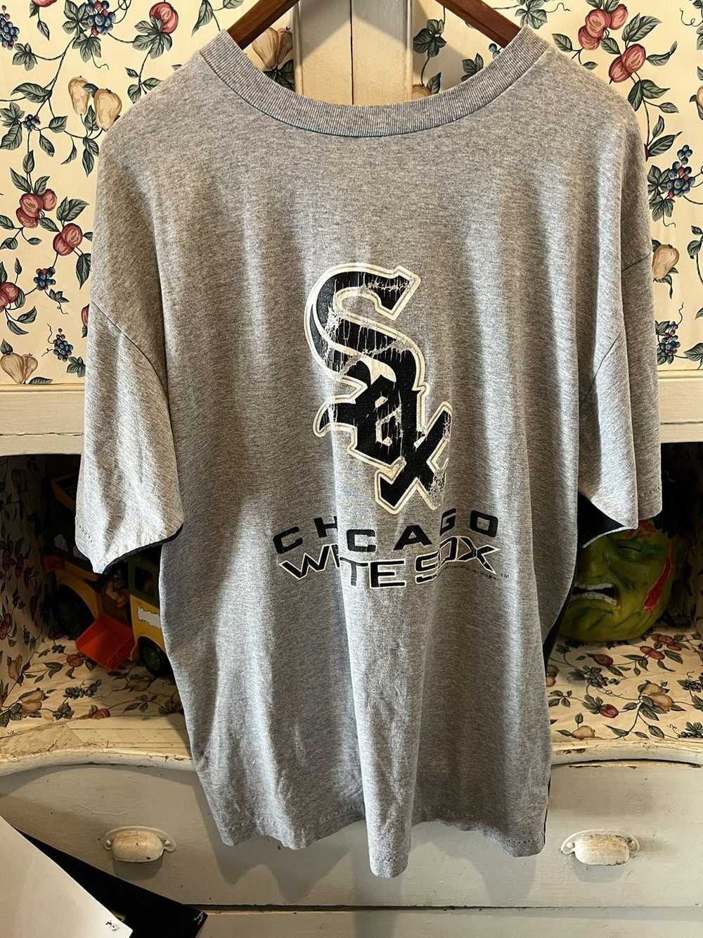 Vintage Vintage 90s Chicago White Sox Tshirt - image 5