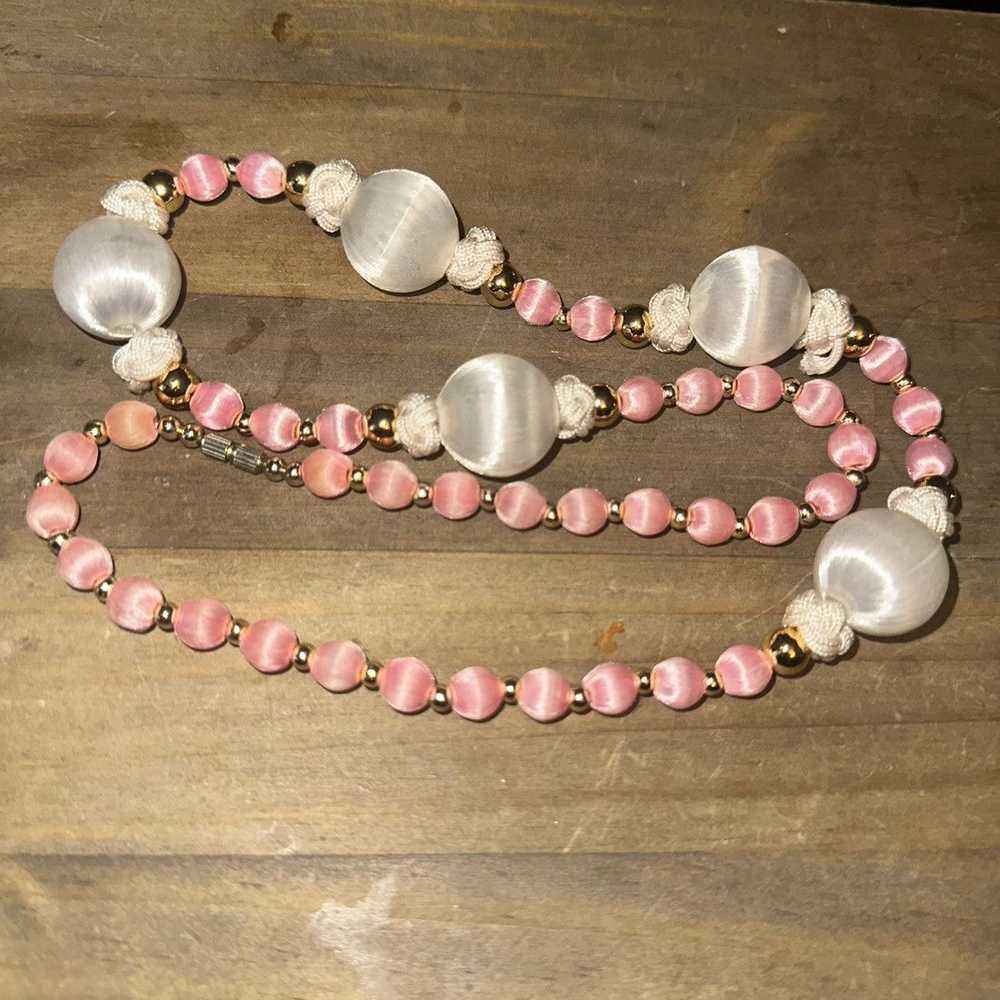 Vintage Vintage pink and white satin bead necklace - image 2