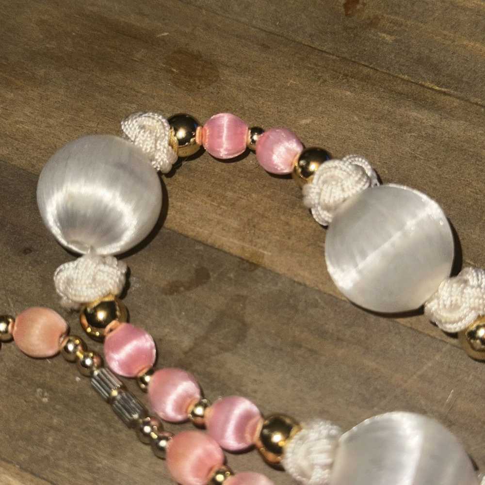 Vintage Vintage pink and white satin bead necklace - image 4