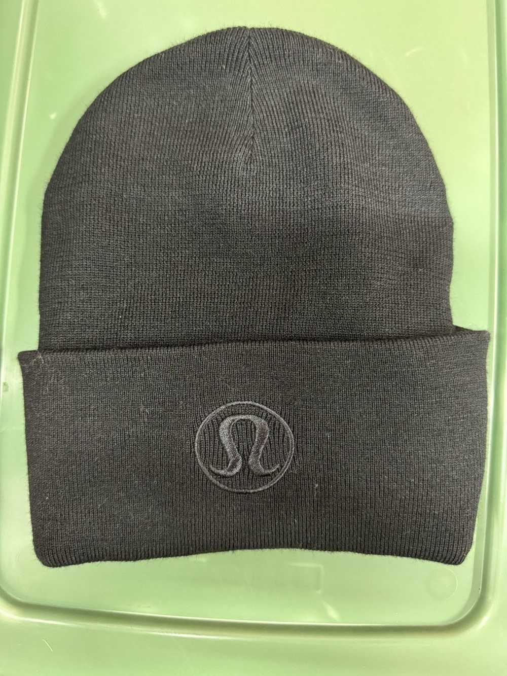 Lululemon Lululemon Warm Revelation Beanie Black - image 1