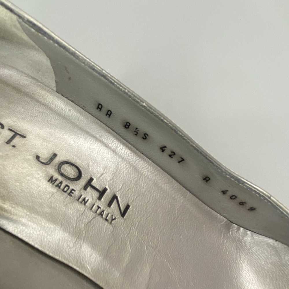 St. John Heels Size 8.5 Silver - image 5