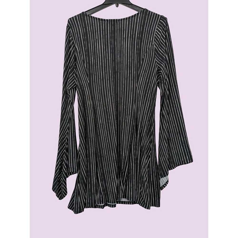 Hot Topic Pinstripe Scoop Neck Long Bell Sleeve W… - image 2