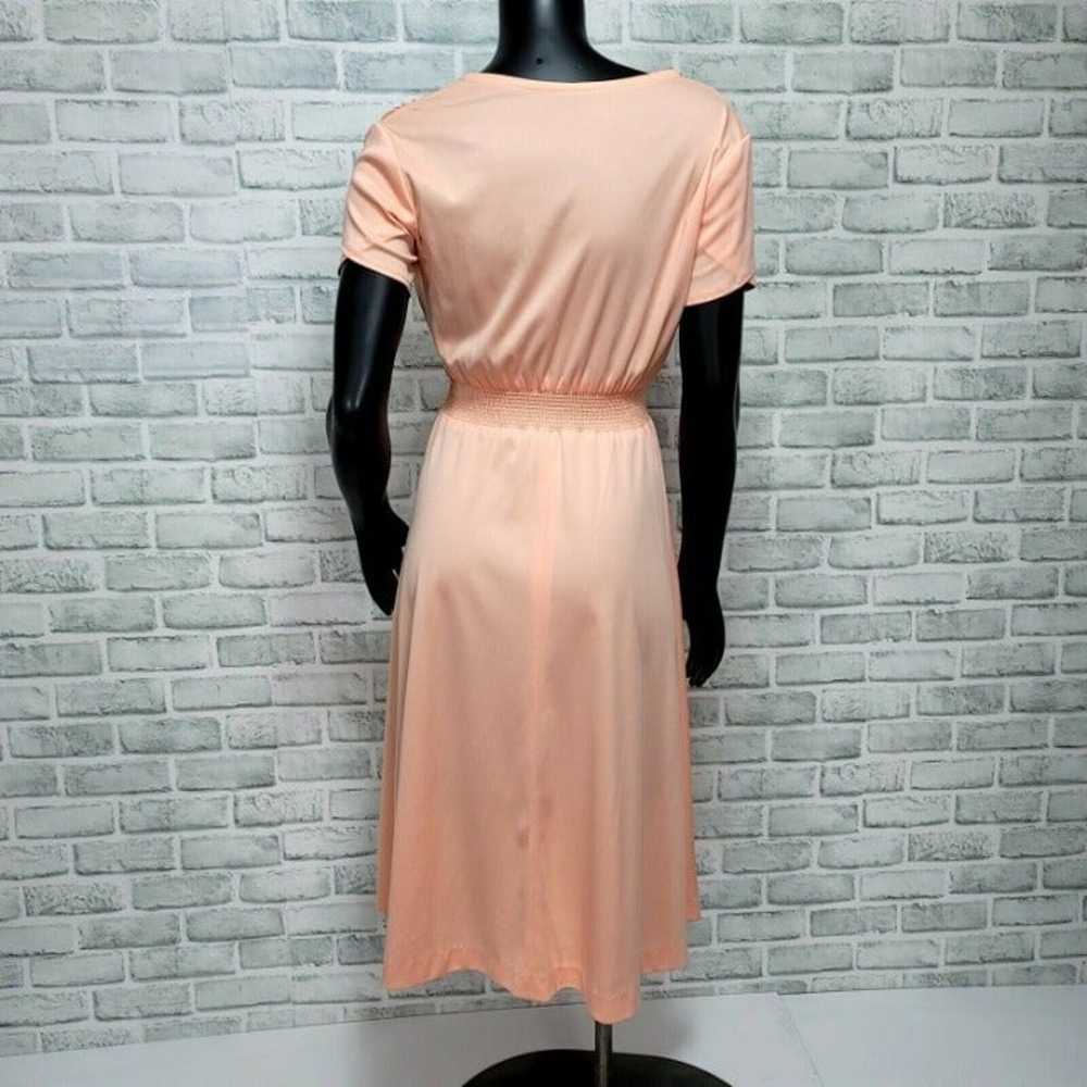 Vintage 70s Peach Orange Short Sleeve Smocked Wai… - image 5