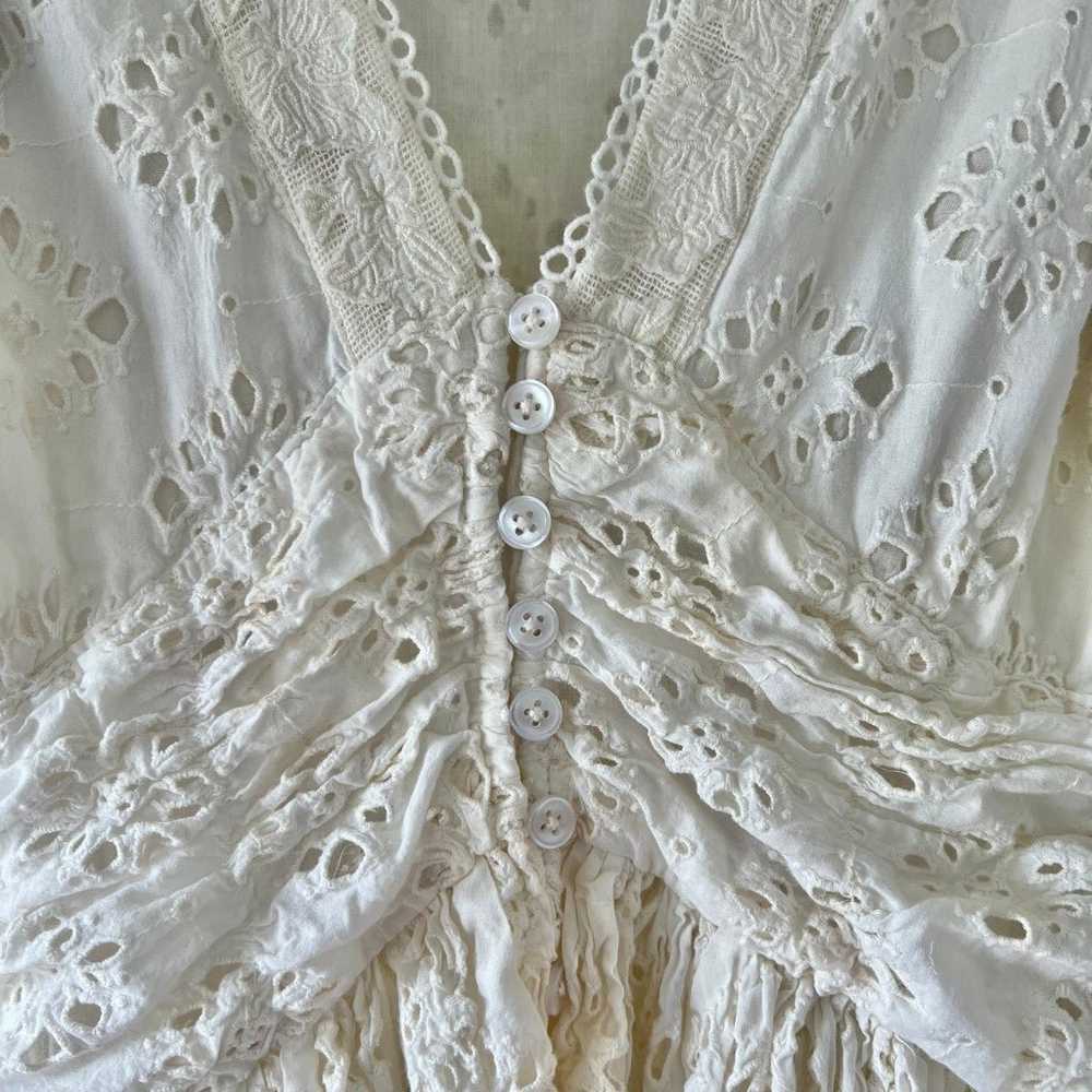 Anthropologie Love the Label White Eyelet Lace Vi… - image 11