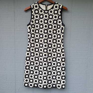 Kate Spade Crochet Circle Sheath Dress Size 4 B/W - image 1