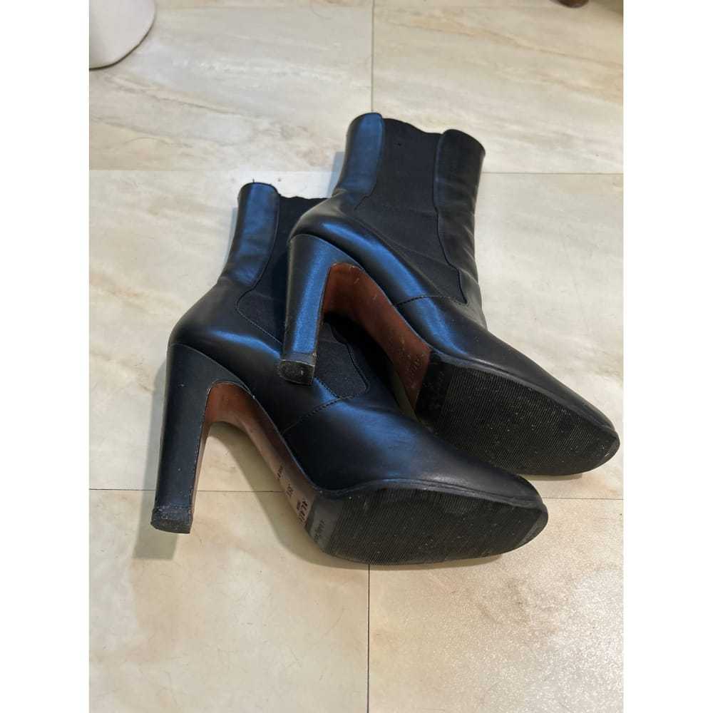 Alaïa Leather boots - image 4