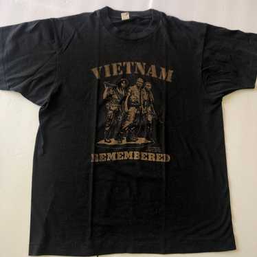 VTG VIETNAM VETS REMEMBERED TEE *READ*