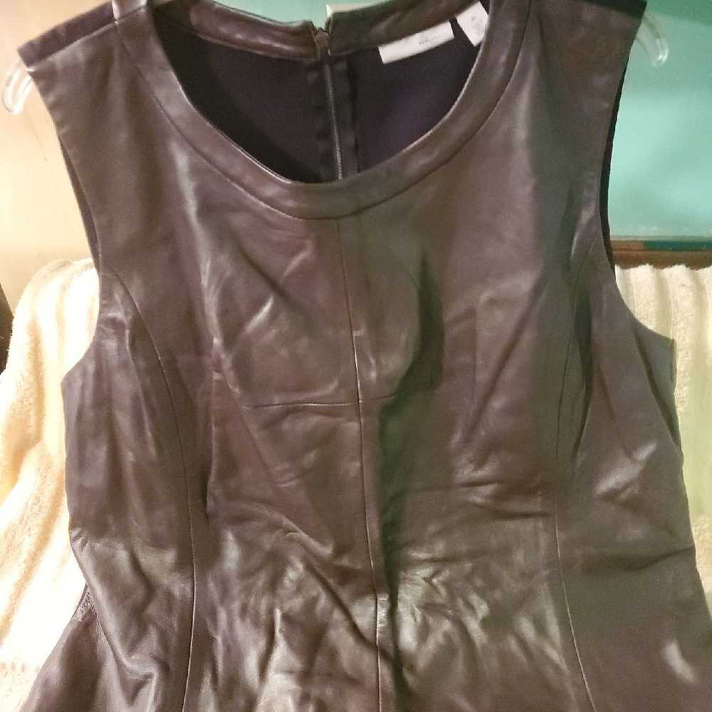 Top no sleeve real leather brown - image 1
