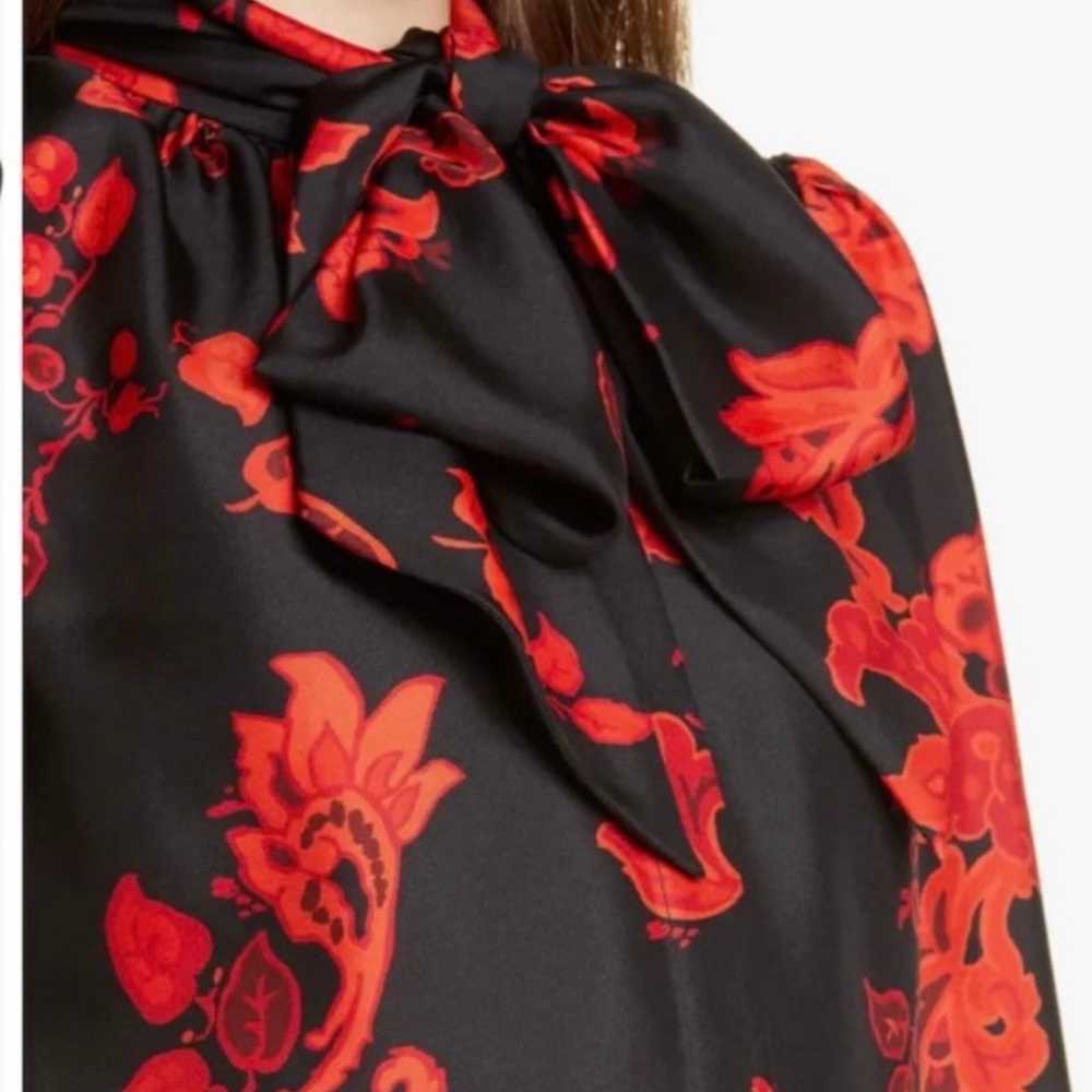 Tory Burch Red floral silk Self Tie-neck Button U… - image 3