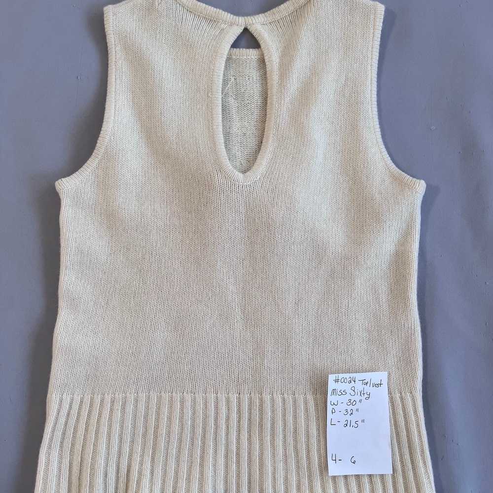 Vintage Y2K Miss Sixty Knitted Sleeveless Cream V… - image 11