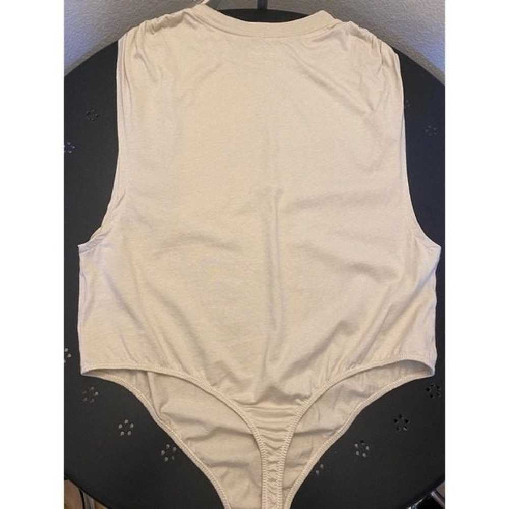GRLFRND | Taupe Dillon Bodysuit In Beige | M - image 10
