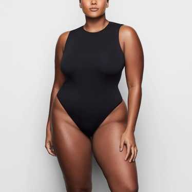 Womens Skims Bodysuit Size Small - Gem
