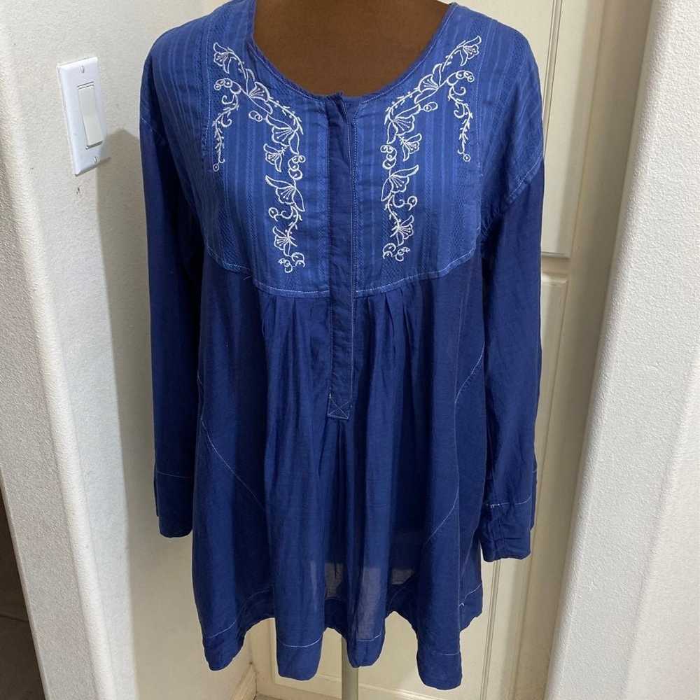 Free People Blue Tunic Embroidered Floral Women's… - image 2