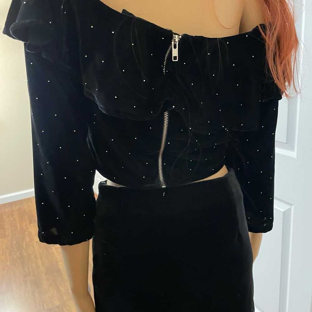 Women’s Skirt and Tops Set Gorgeous Black Velvet - image 7