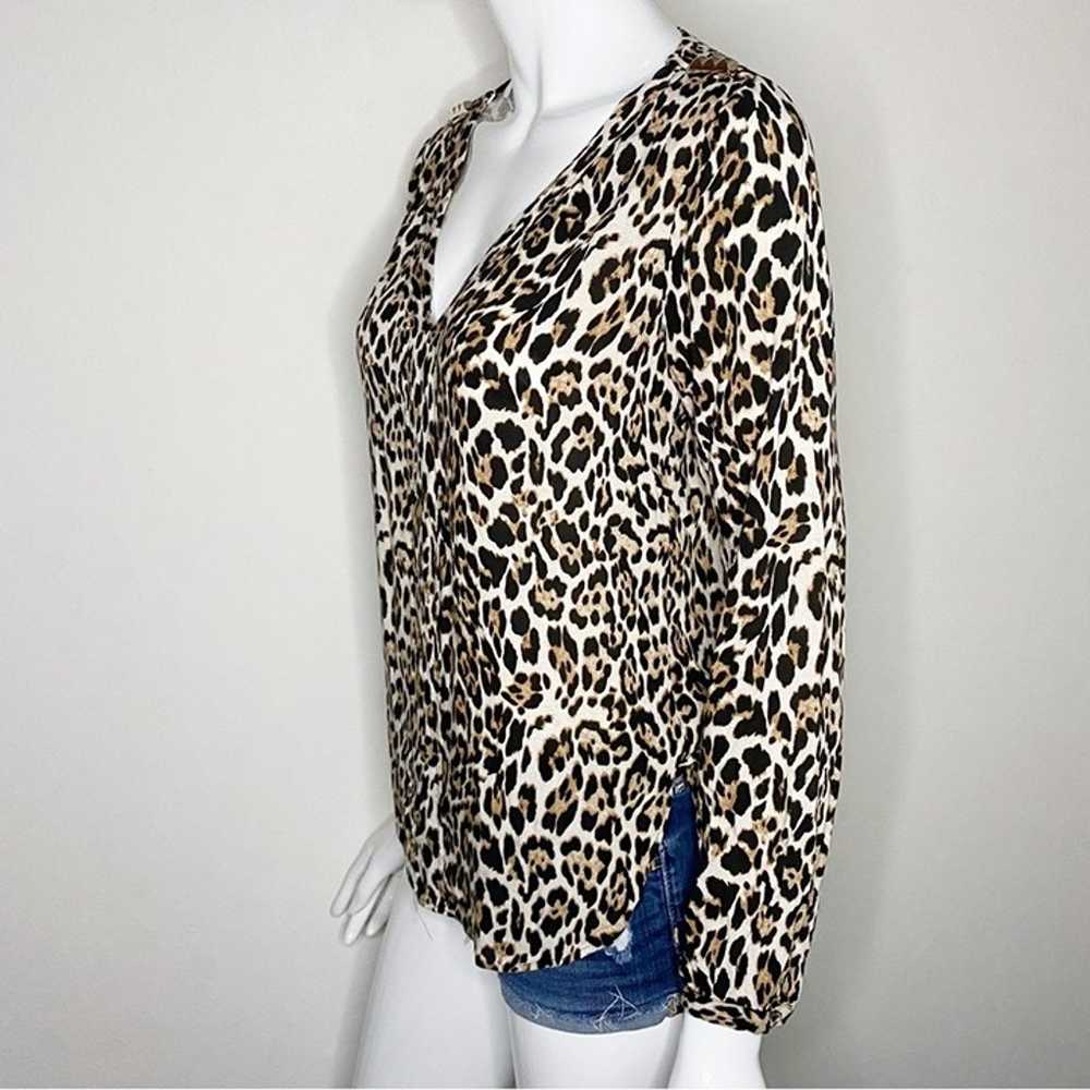 Leopard-print long-sleeved shirt for women - image 2