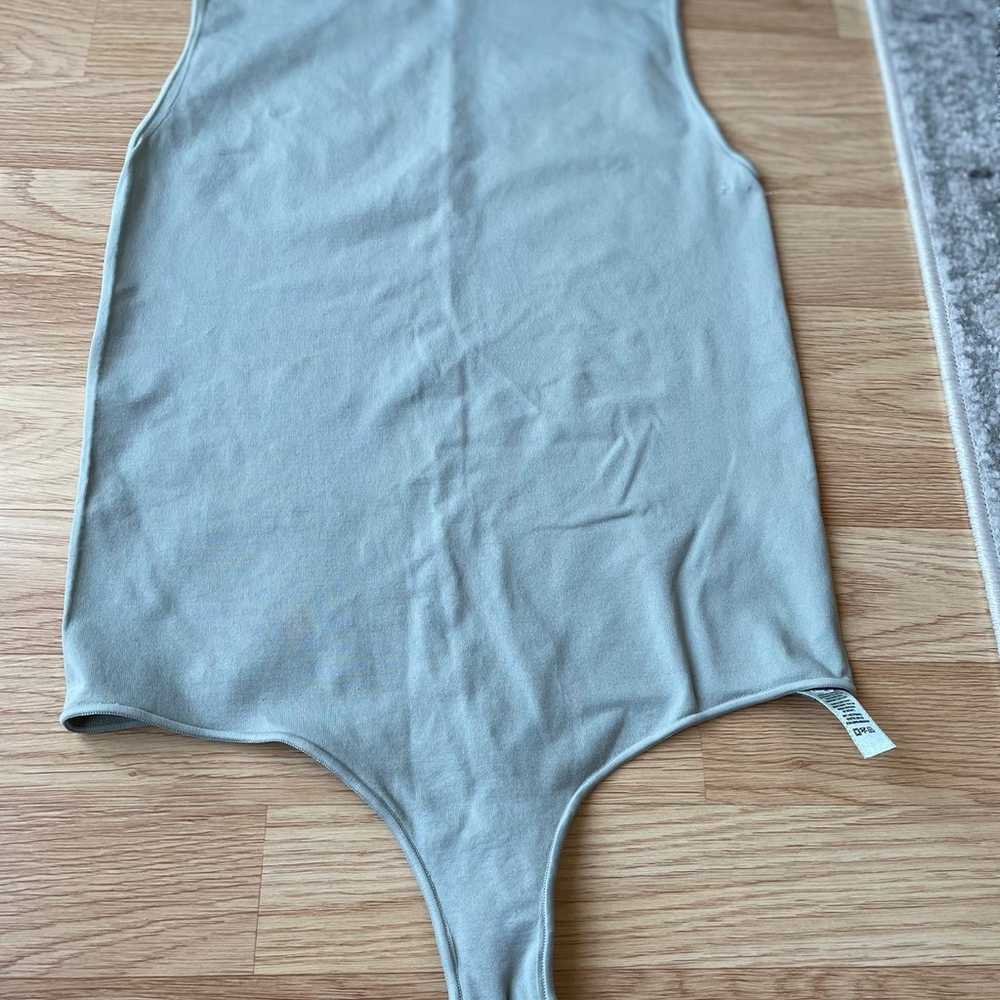 Skims crewneck Sleeveless  Bodysuit size L /Xl - image 4