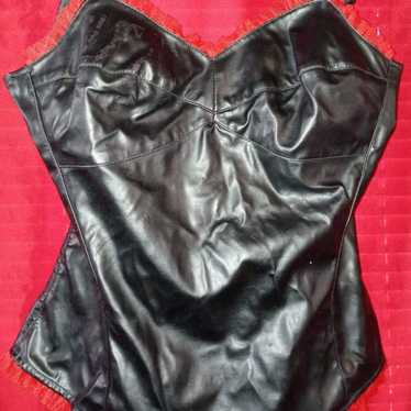 Black leather tripp top - image 1