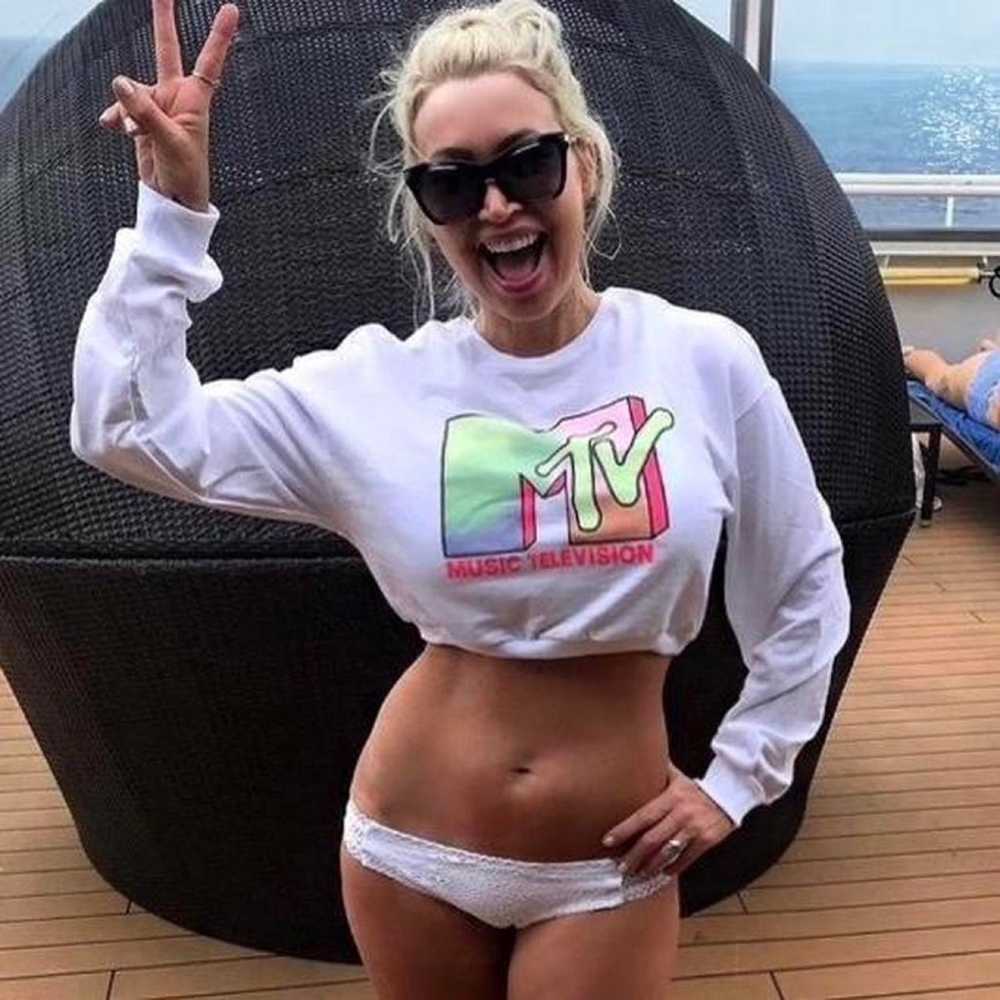 Vintage MTV White Long Sleeved Crop Top. Size XS. - image 3
