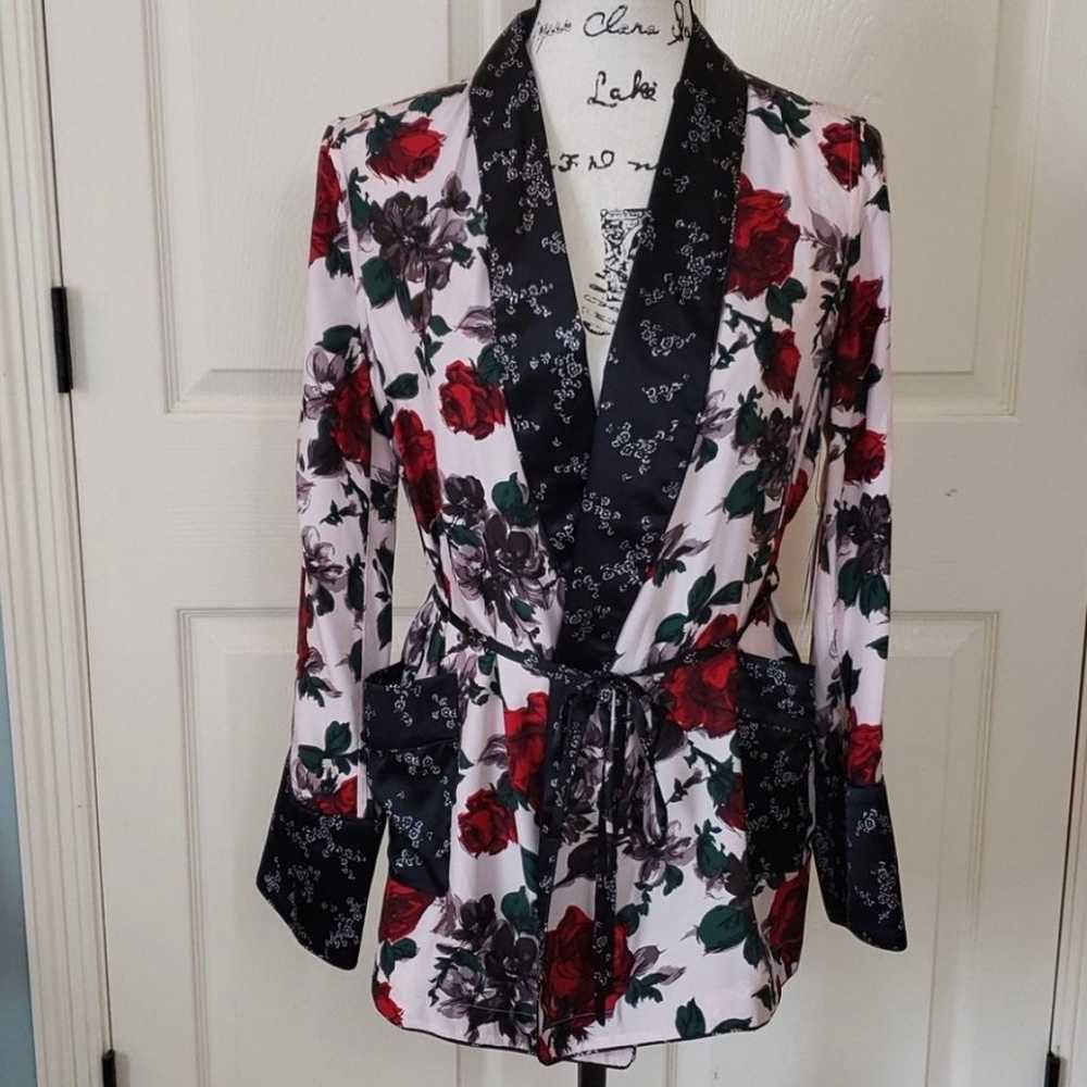 RARE Auth. Equipment theron floral robe silk wrap… - image 9