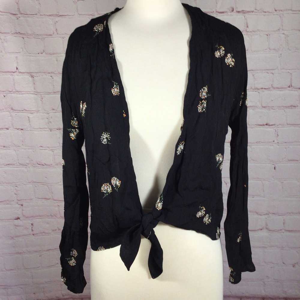Reformation Navy Blue Floral Long Sleeve Tie Fron… - image 1