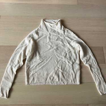 wilfred 100% cashmere sweater