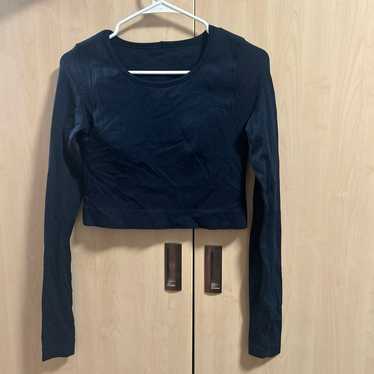 Lululemon cropped long sleeve - image 1