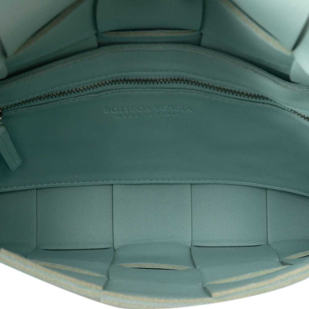 Bottega Veneta Cassette leather crossbody bag - image 5