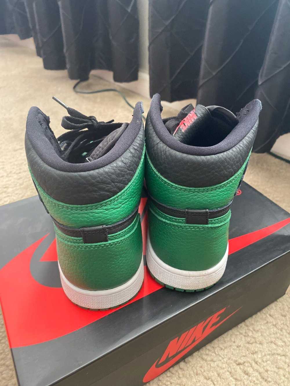 Jordan Brand × Nike Jordan 1 Retro Pine Green - image 3
