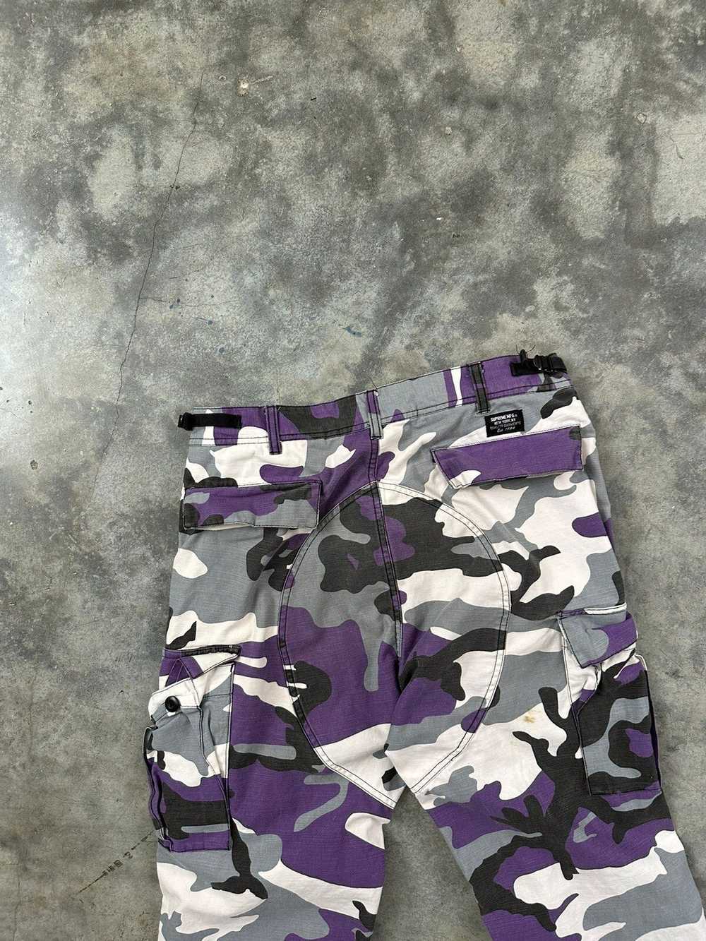 Supreme Supreme Purple Cargo Pants Sz. 32 Camoufl… - image 6