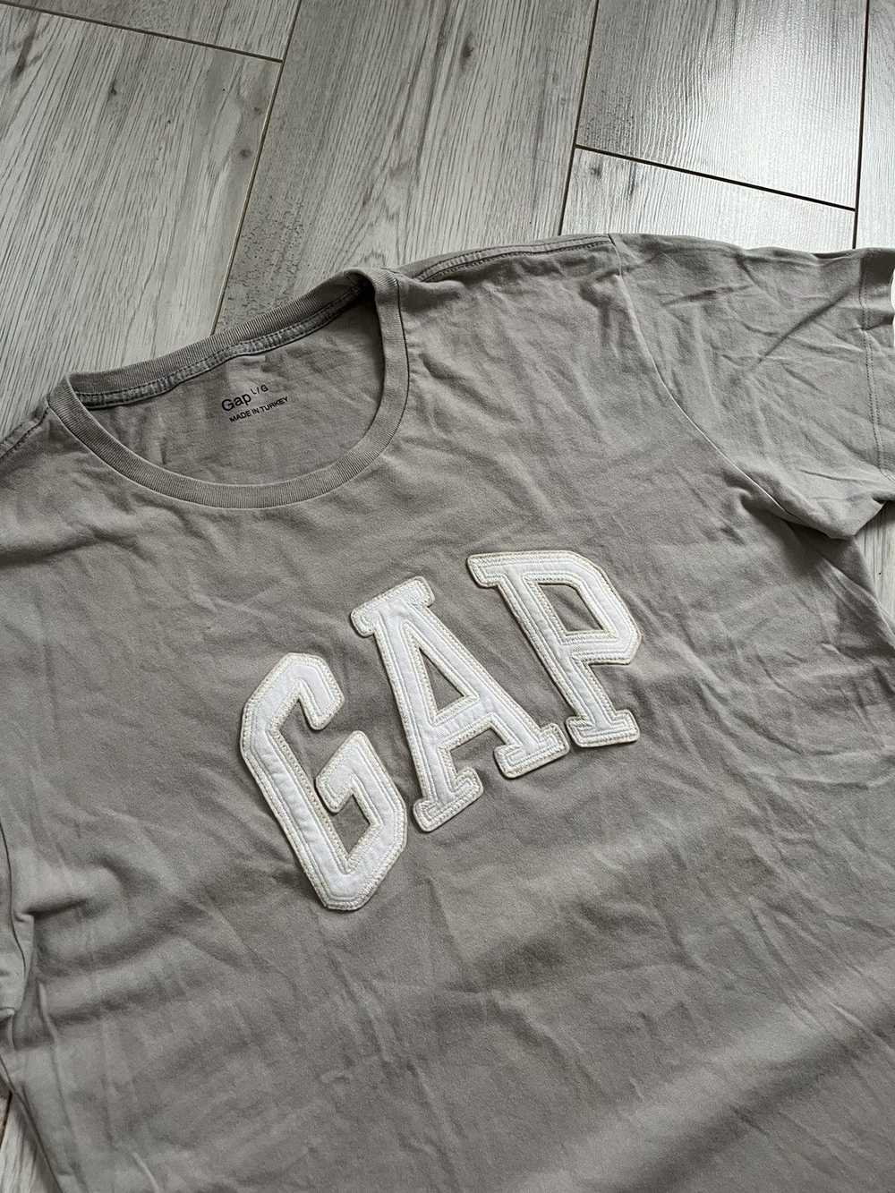 Gap × Outdoor Life × Streetwear T-shirt Gap Stree… - image 2