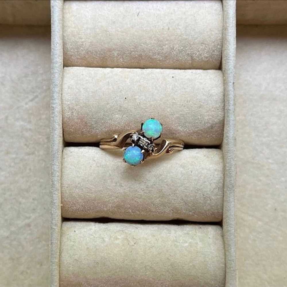 Estate Victorian Opal and Diamond Ring - image 2