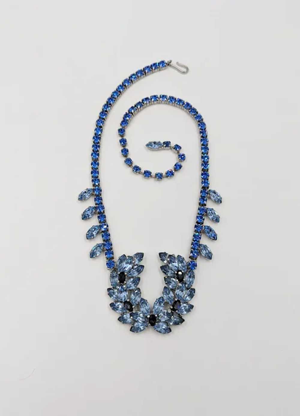 Stunning Mid Century Blue Rhinestone Statement Ne… - image 5