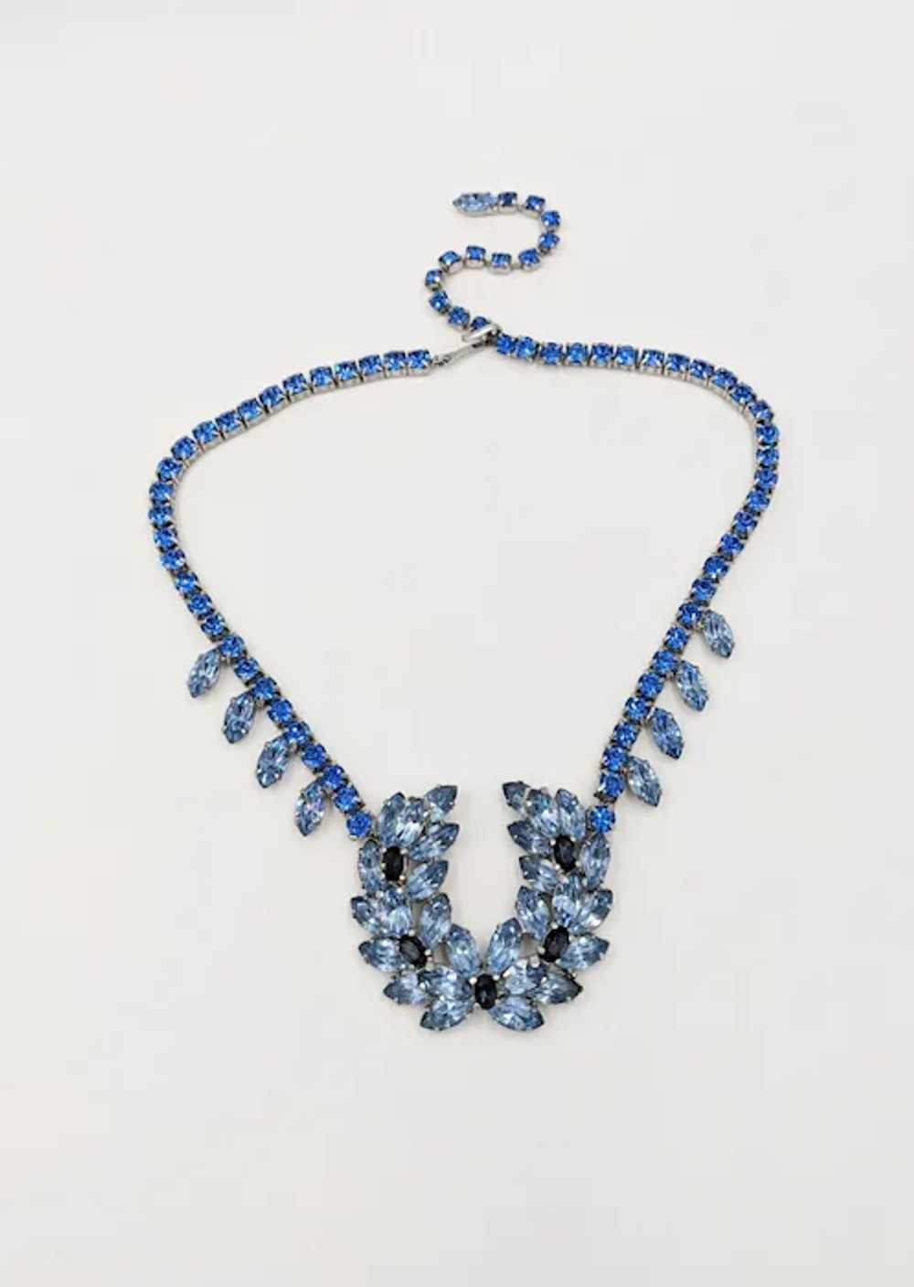 Stunning Mid Century Blue Rhinestone Statement Ne… - image 9