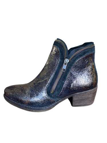 Khrio Cotuit Platino Booties in Metal, 36